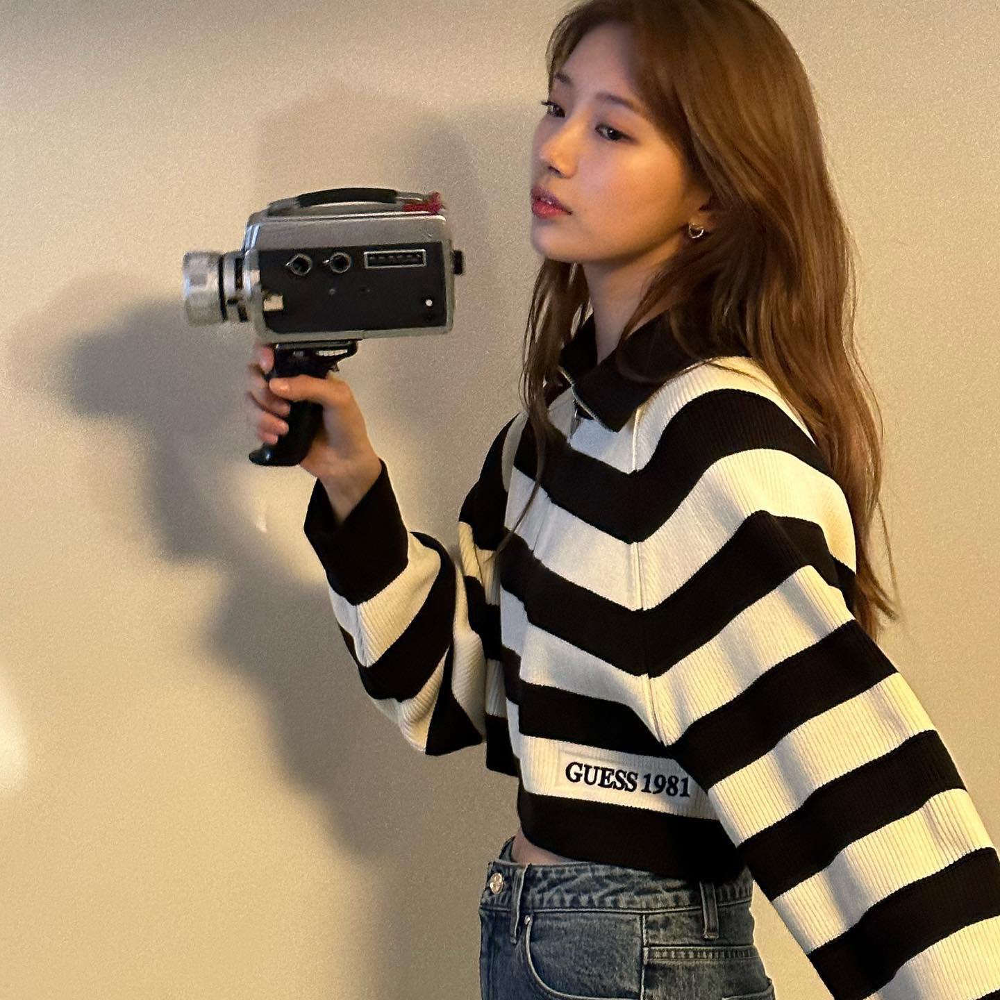 [잡담] 수지) 수지 흑발vs갈발vs빨간 머리 | 인스티즈