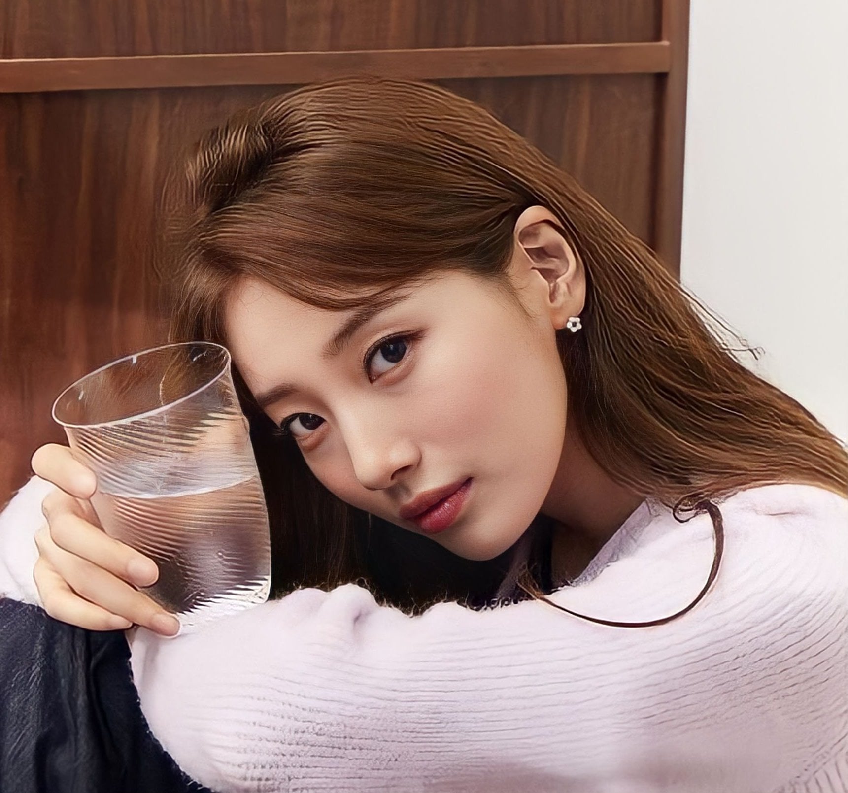 [잡담] 수지) 수지 흑발vs갈발vs빨간 머리 | 인스티즈