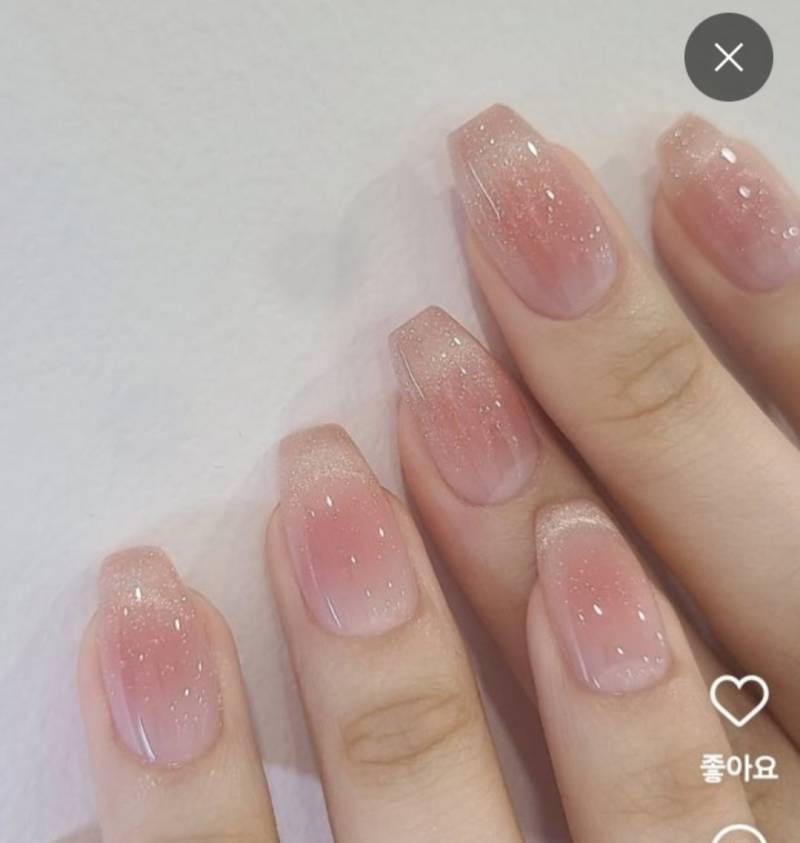 [잡담] 네일 잘알들아 사진 보고 자석젤인지 알 수 있어? | 인스티즈