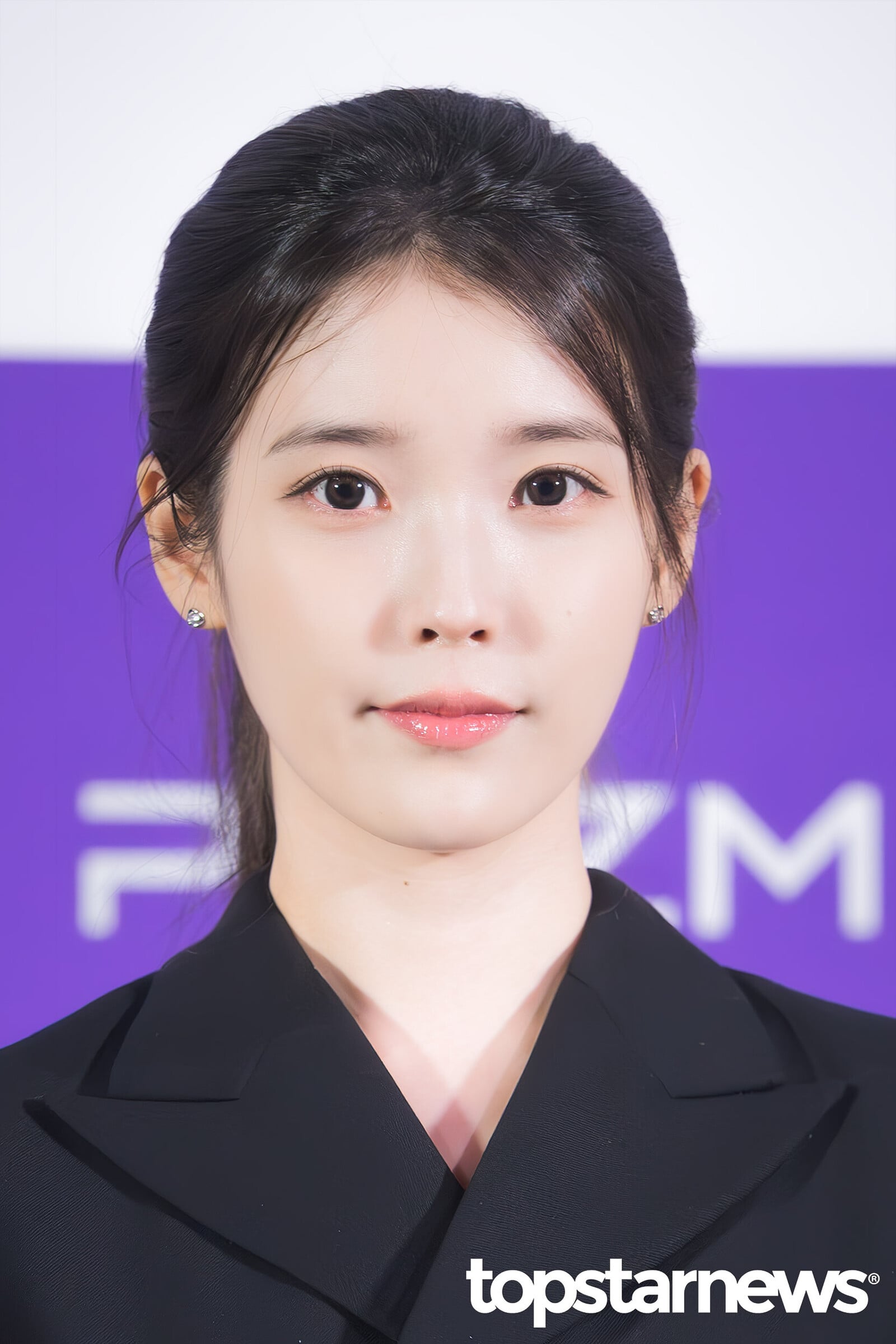 [정보/소식] 아이유, 신보 발매 앞두고 미혼모 가정에 온기 전파…복날 삼계탕 전달 | 인스티즈