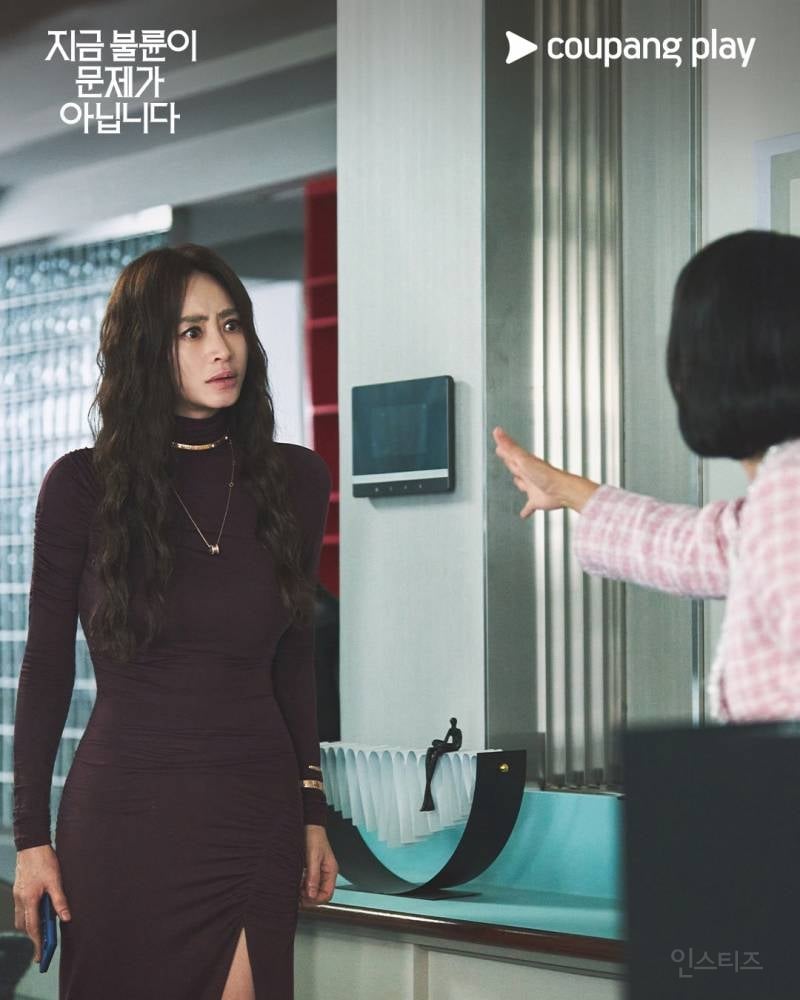 인플루언서 역할로 리즈 찍은 김혜수 | 인스티즈