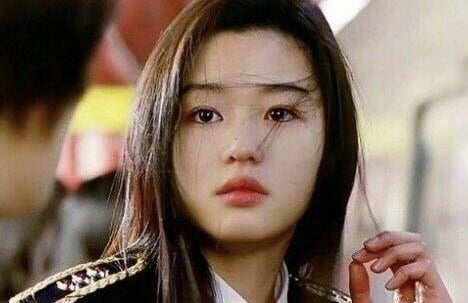 [잡담] 서양인들 관점에서 태혜지손 귀염상일까? | 인스티즈