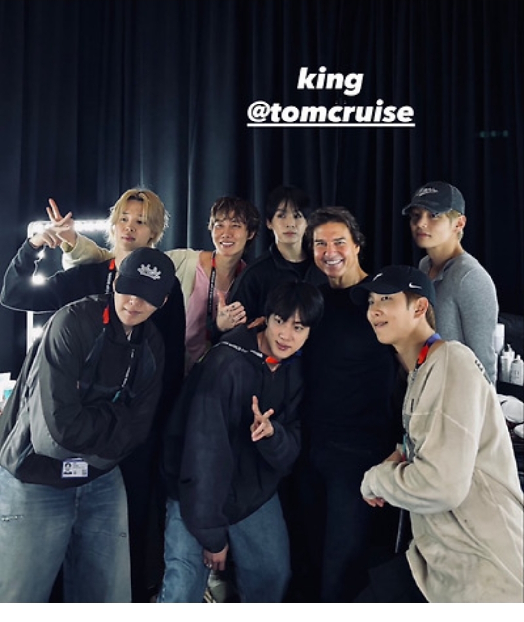 [잡담] 방탄이랑 탐크루즈 같이 사진 찍었네 | 인스티즈