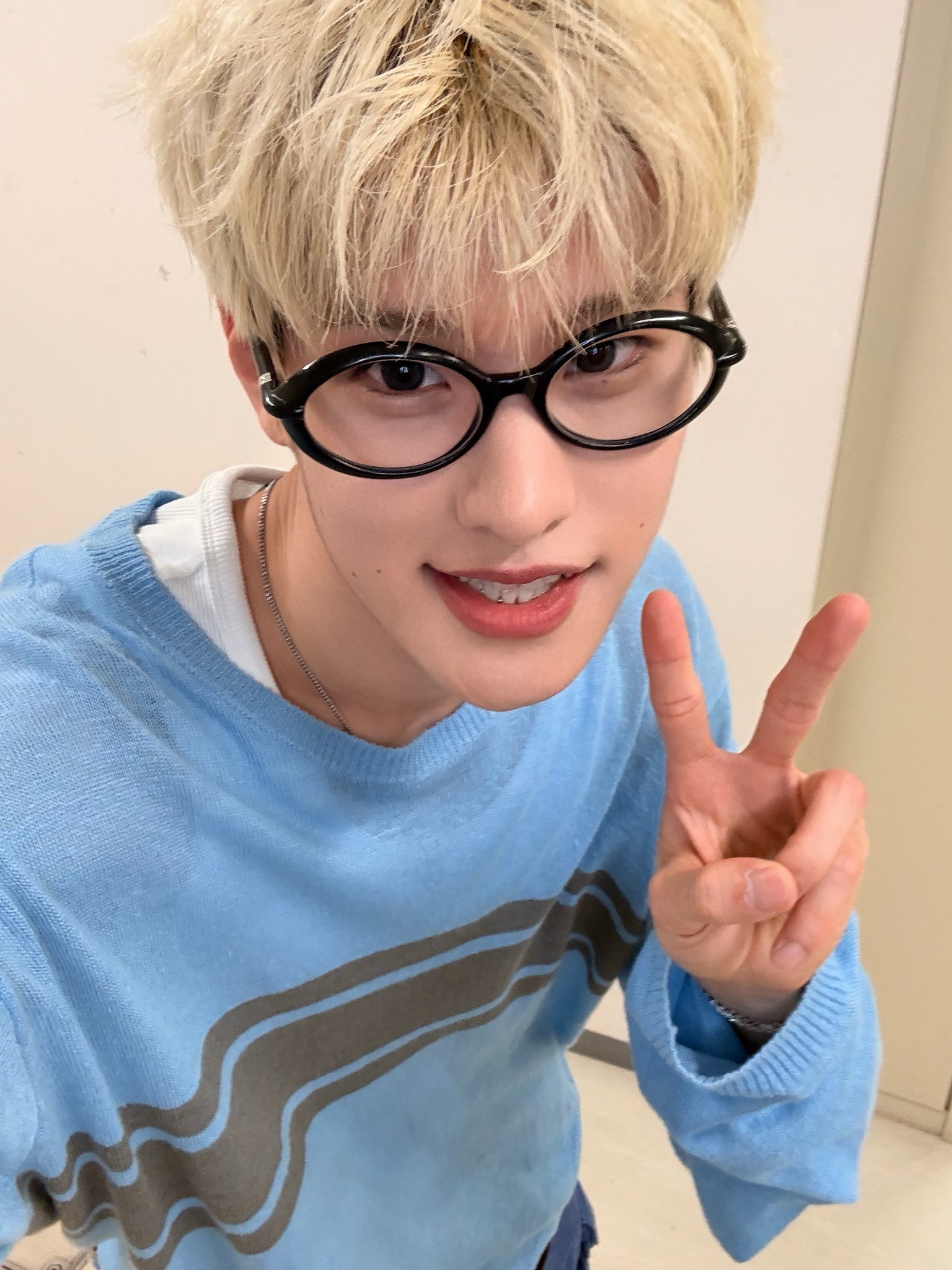 [잡담] 이런 안경 뭐라고해? | 인스티즈