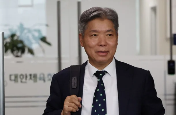 [오피셜] "스타벅스 가야지" 배재고 야구부, 징계 6개월→1개월 감경…내달 11일 봉황대기 출전 | 인스티즈