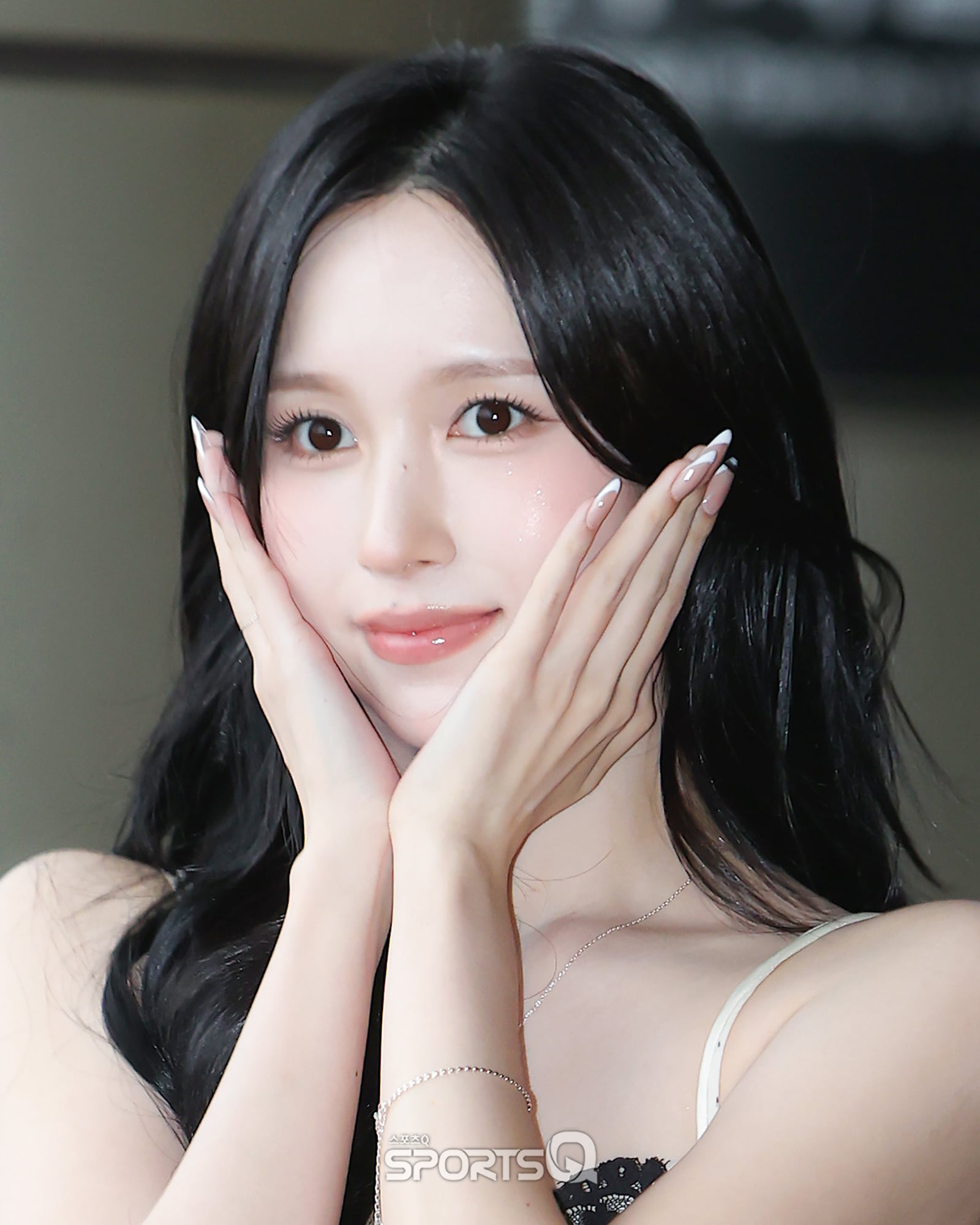 [잡담] 트와 미나 오늘 짱예쁘다 | 인스티즈
