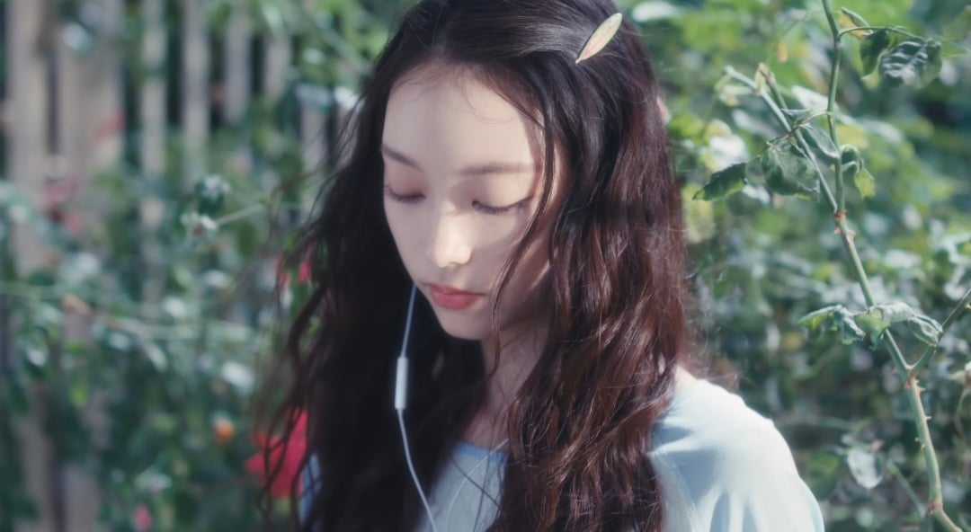 [잡담] 해린 20대 되더니 확실히 분위기 생긴듯 | 인스티즈