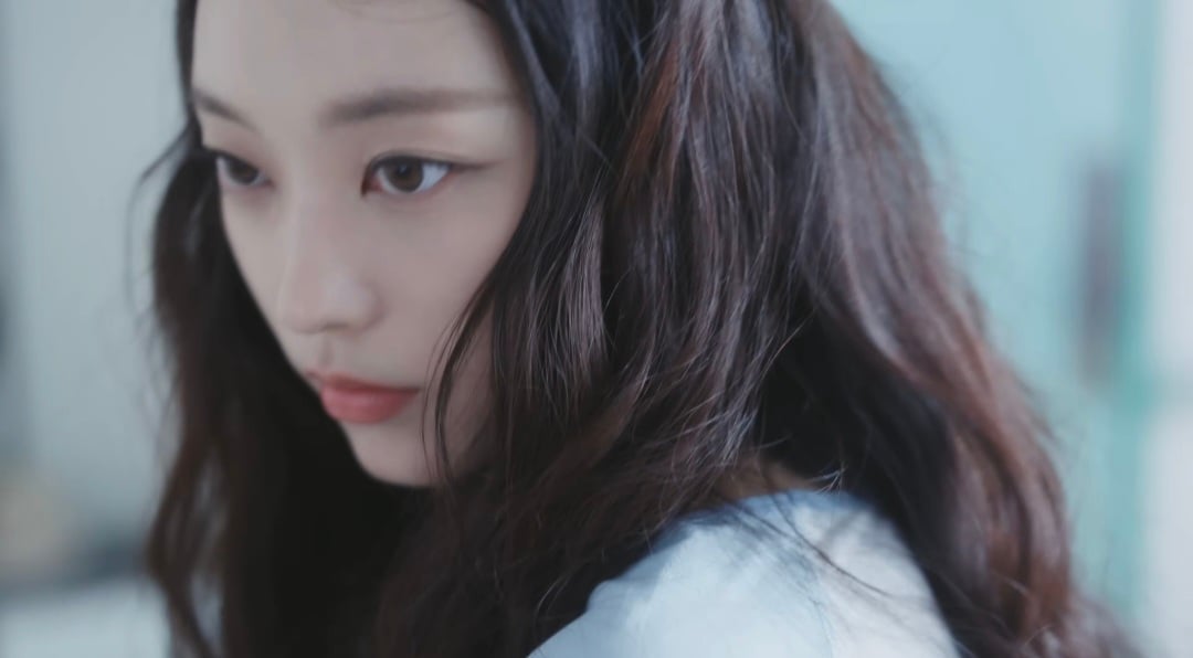 [잡담] 해린 20대 되더니 확실히 분위기 생긴듯 | 인스티즈