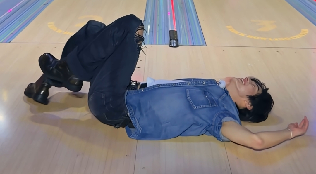 [잡담] 도훈이 바보 ㅋㅋㅋㅋㅋㅋㅋㅋㅋ 볼링 왜케 못해 | 인스티즈
