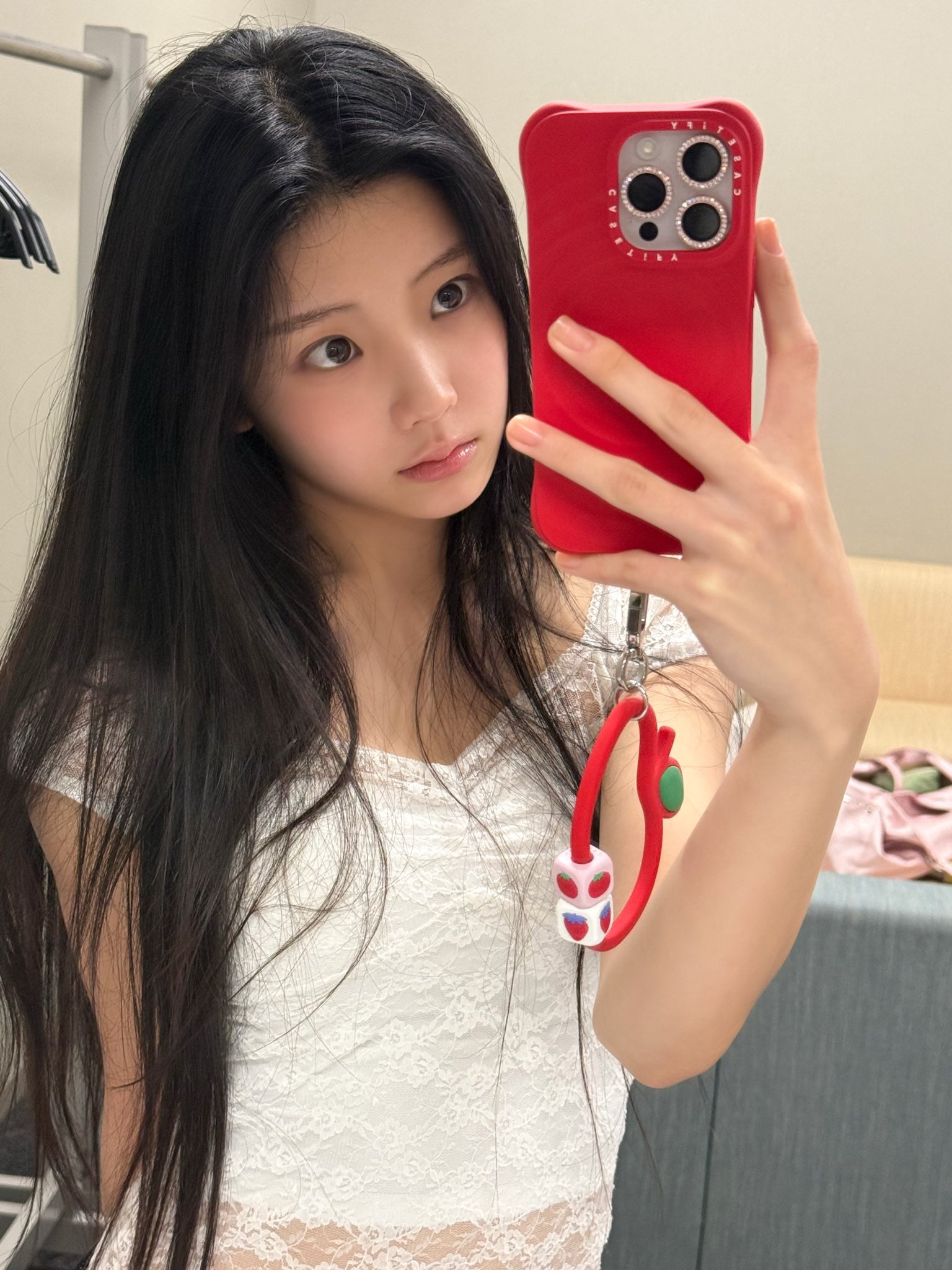 [잡담] 원희 20살 됐다고 어른같아진거 걍 영원히 회피하고 싶음 | 인스티즈