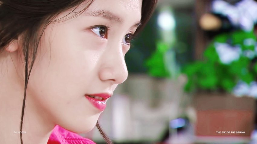 [잡담] 오늘자 배우 데뷔 19주년인 윤아 | 인스티즈