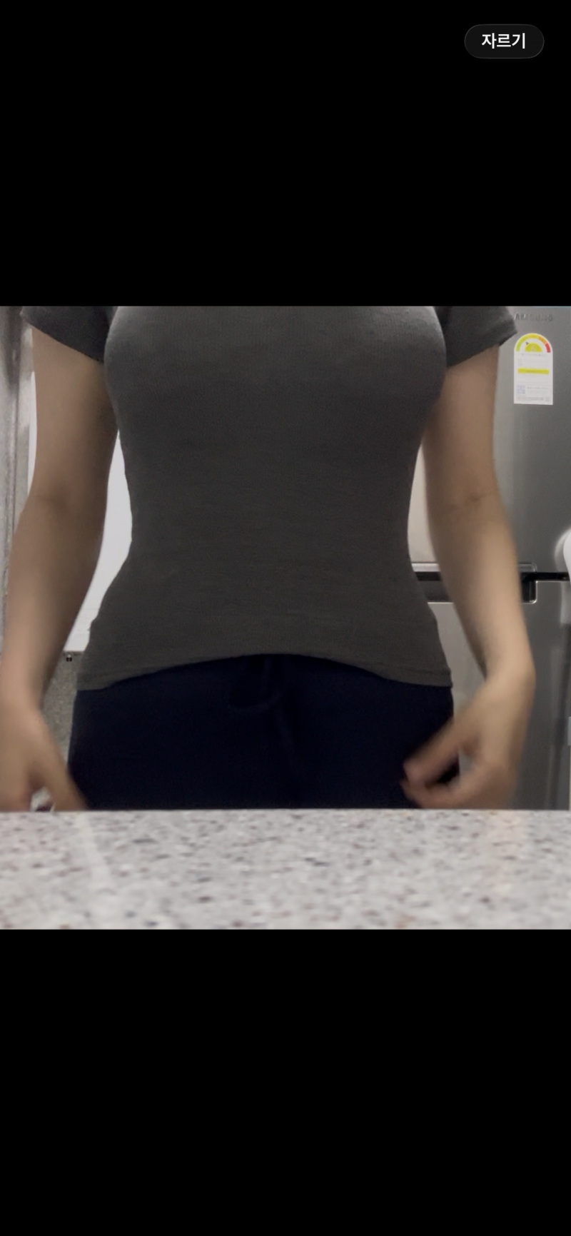 [잡담] 허리얇은편아니지? | 인스티즈