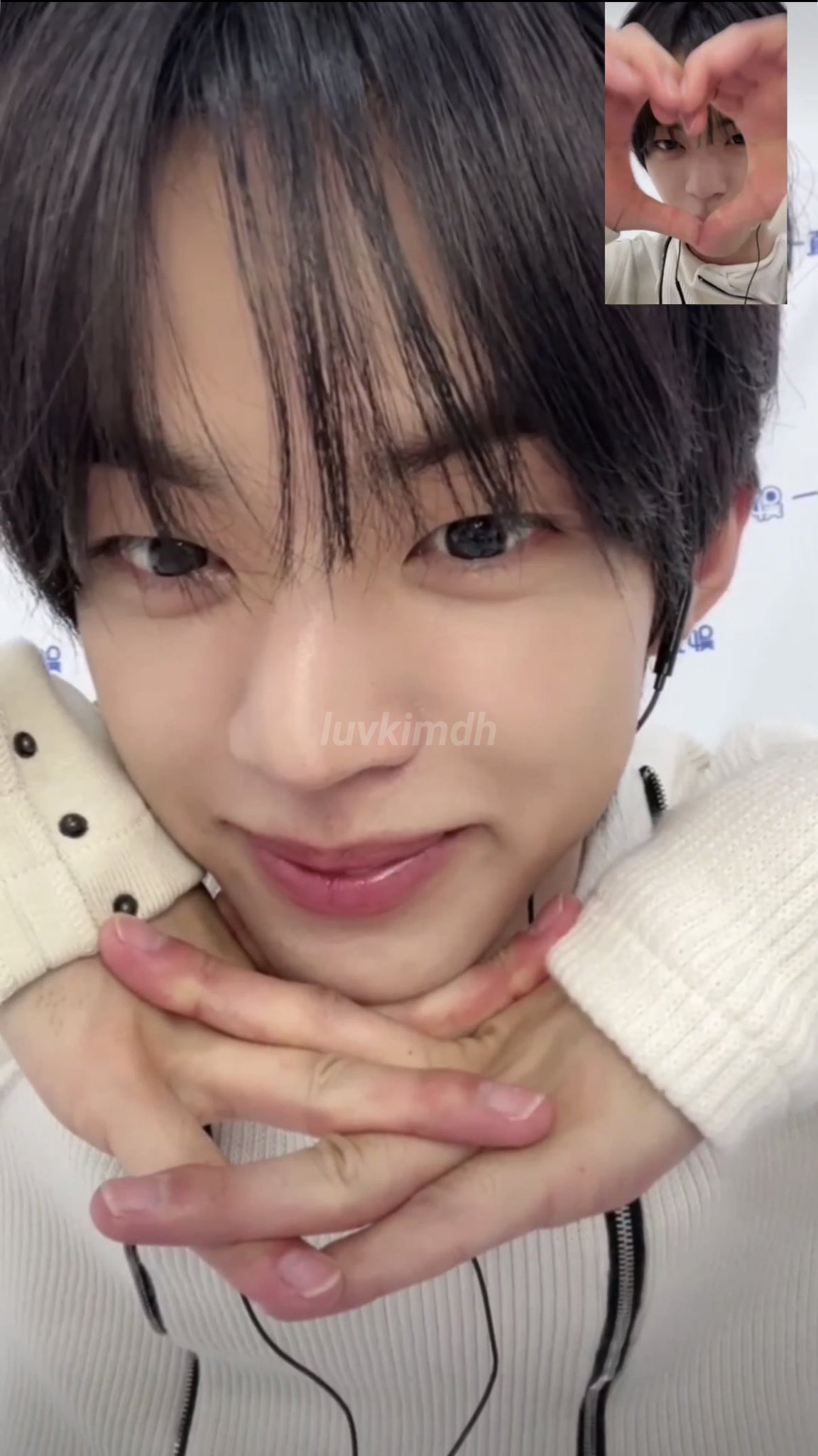 [잡담] 도훈이 오늘 얼굴 개미쳤다........ | 인스티즈