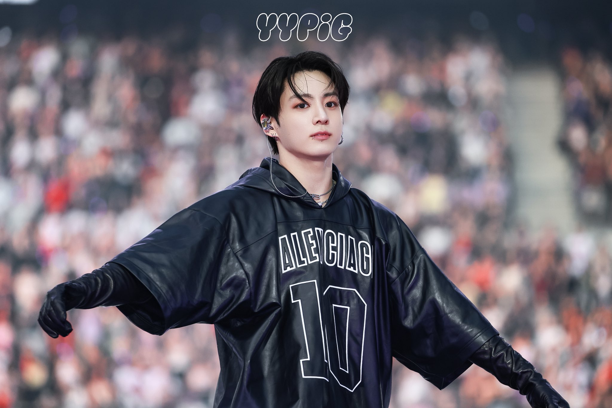 [잡담] 정국 진짜 동그랗다 못해 동그라미다 | 인스티즈