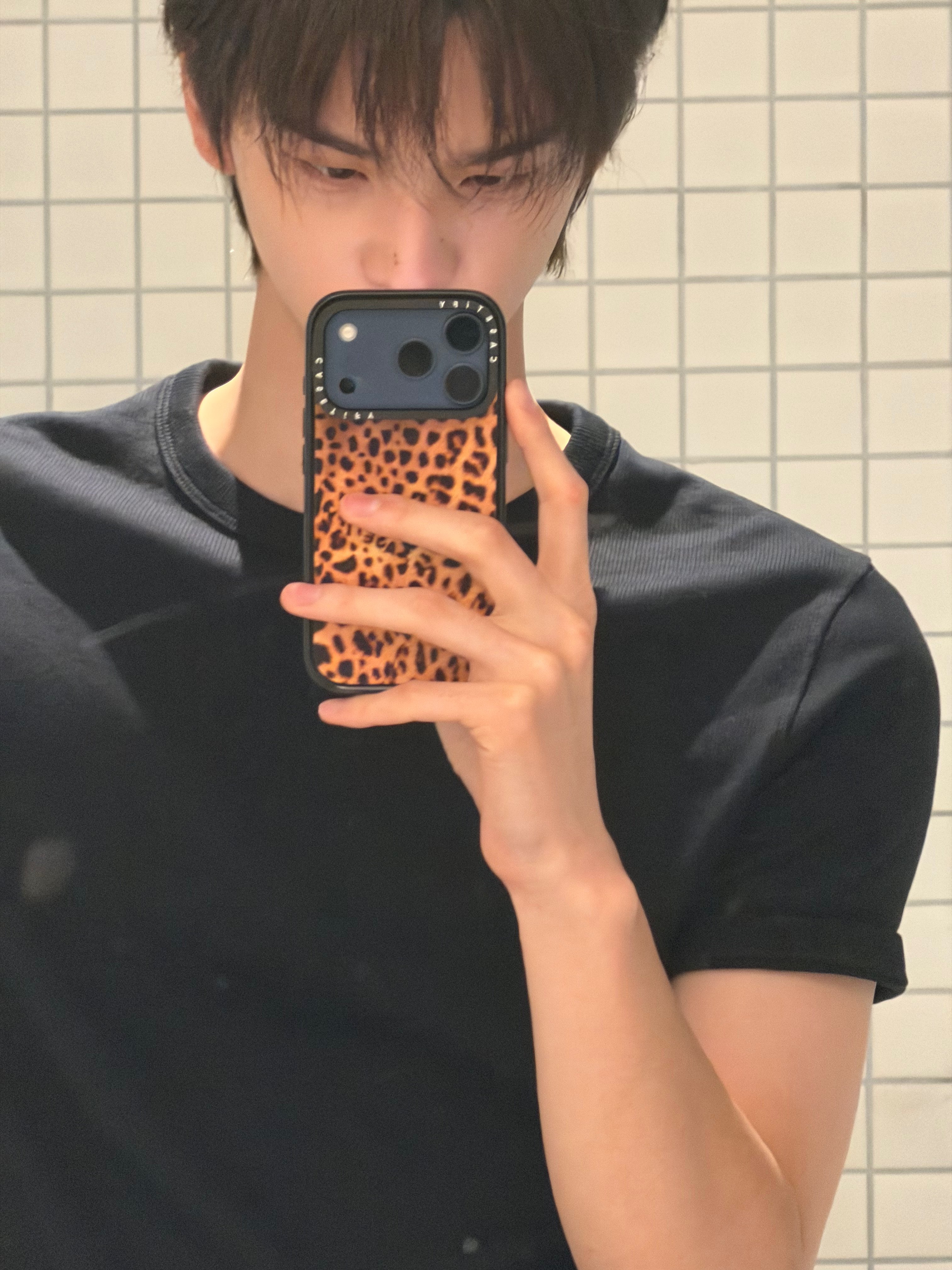 [잡담] 투어스 신유 방금 올려준 사진 개미춌따.. | 인스티즈