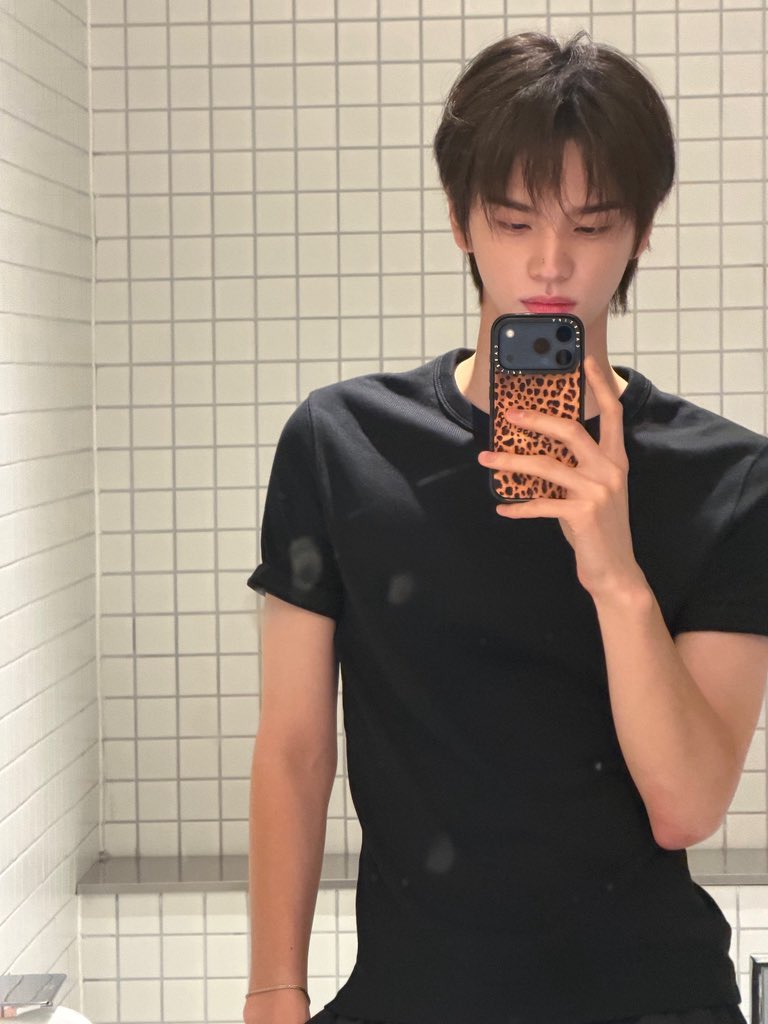 [잡담] 투어스 신유 거셀 너무 좋아서 숨참고있음 | 인스티즈
