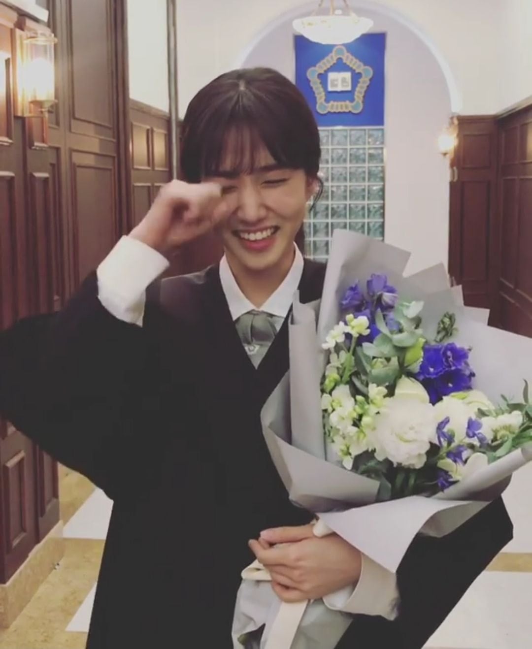 [잡담] 박은빈) 10년 넘게 매번 작품 끝날 때마다 올라오는 박은빈의 종영 포즈 | 인스티즈
