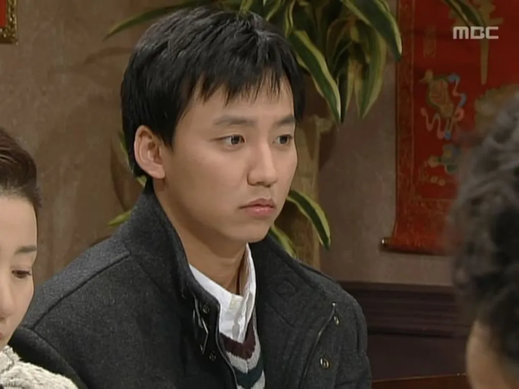 데뷔는 무쌍으로 했지만 현재는 유쌍된 남자 배우들.jpg | 인스티즈