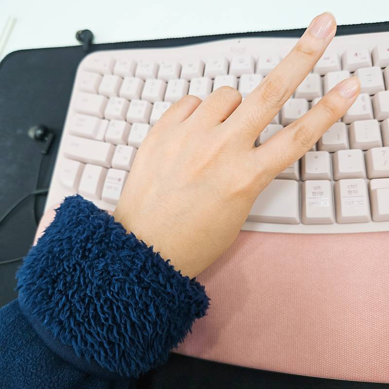 [잡담] 사무실 너무 추워서 기모 후리스 입고 있다.... | 인스티즈