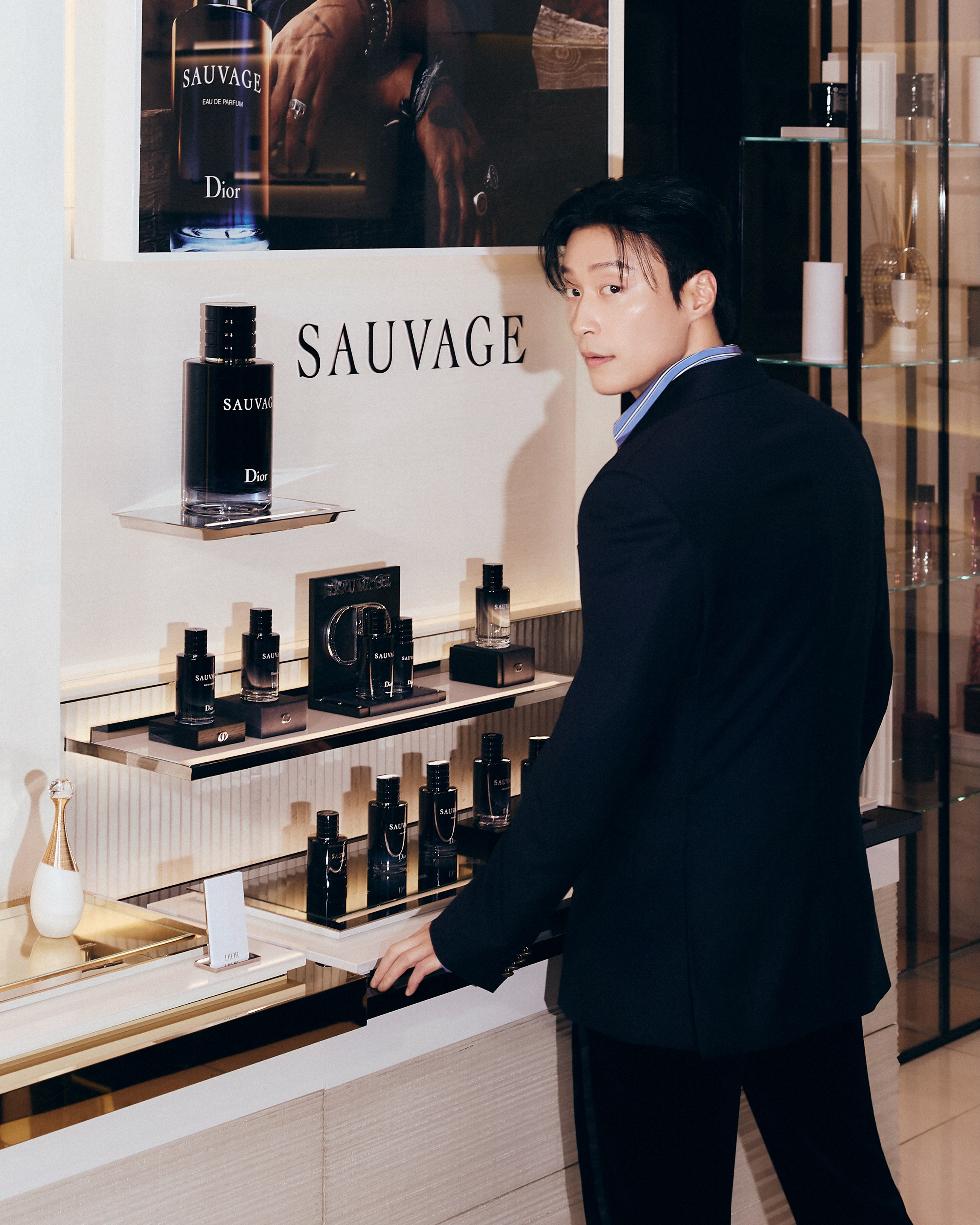 [미디어] <GQ> 허남준 디올 뷰티 부티크 영상 & 사진 | 인스티즈