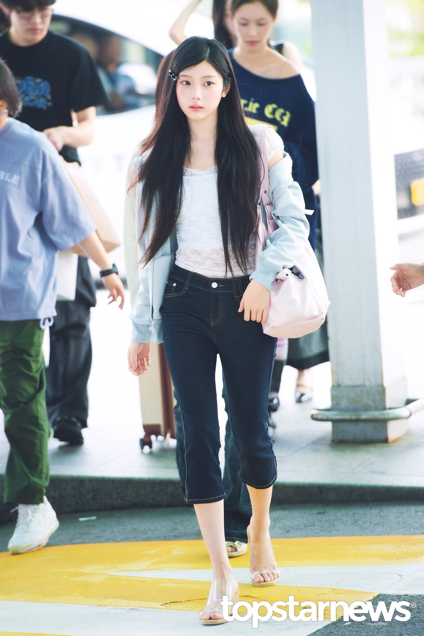 [잡담] 원희 공항 바지 정보 아는 익 있음?? | 인스티즈