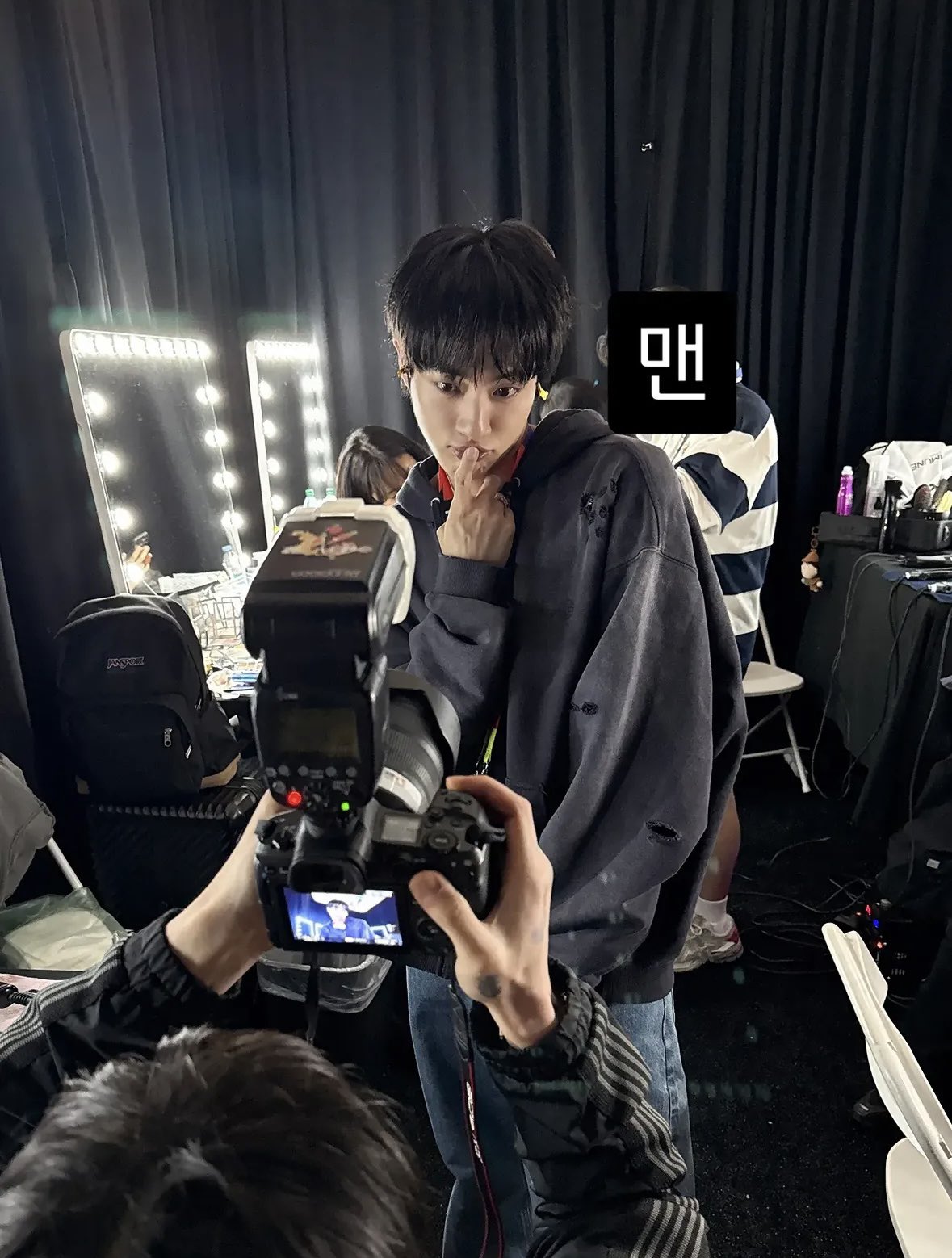 [잡담] 방탄 진 진짜 귀엽다.. | 인스티즈
