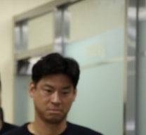 [잡담] 사진 보고 한숨 크게 쉬었다가 포카리박이랑 동걸코치님 표정 보고 혼자 빵터짐 | 인스티즈