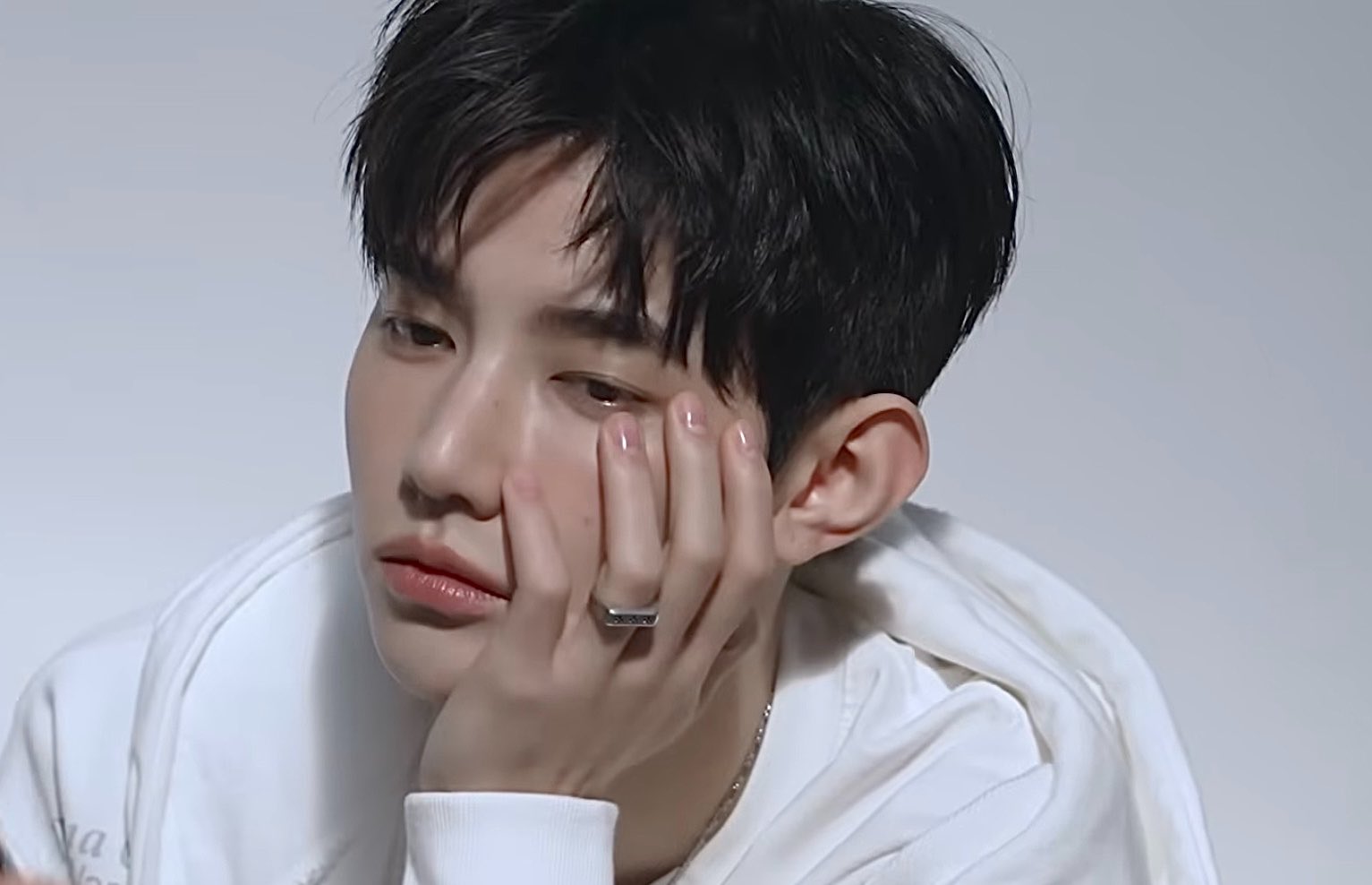 [잡담] 장하오 톤다운 메이크업? 너무 잘생겻다 | 인스티즈