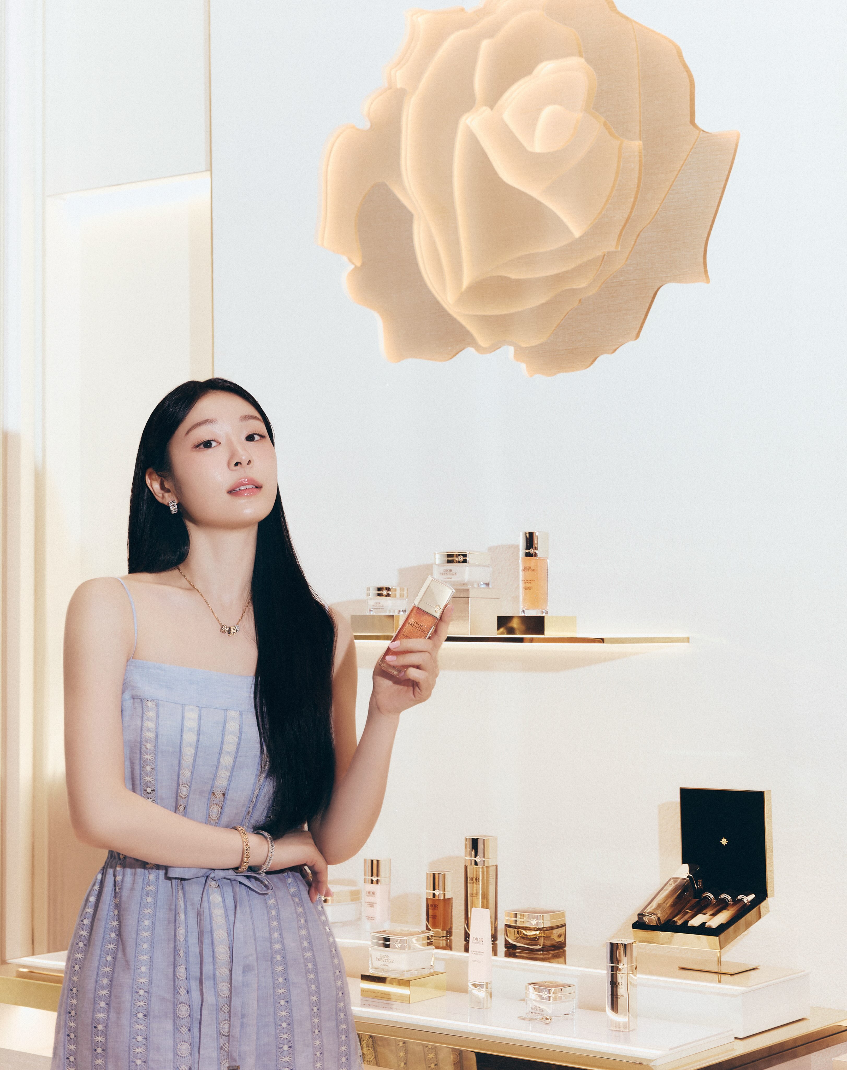[잡담] 260724 엘르코리아 인스타 올린 디올 프레스티지 부티크 김연아 사진 | 인스티즈
