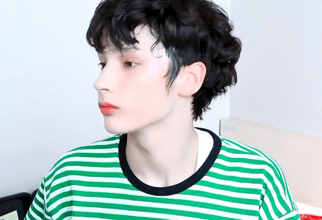 [잡담] 아 잠만 데뷔초 투바투 휴닝카이 움짤보는데 덕질하는게 죄악일 정도로 애기다... | 인스티즈