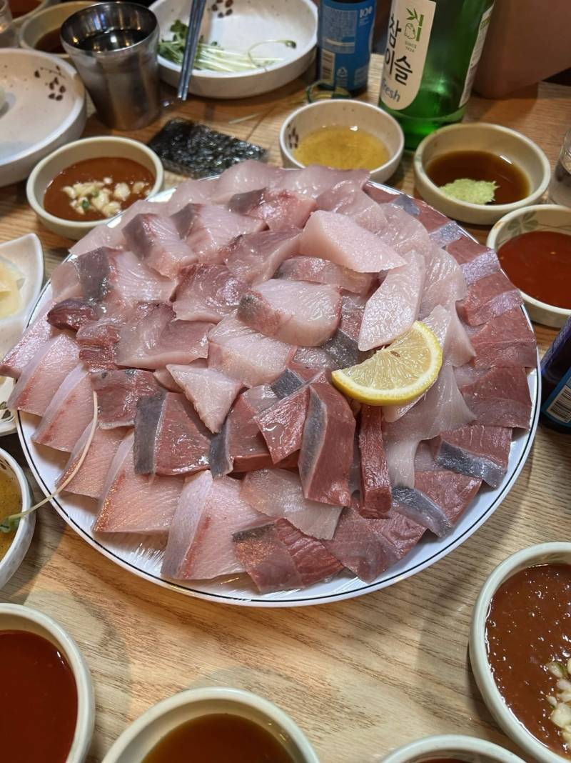 [잡담] 방어먹고싶다(식욕주의) | 인스티즈