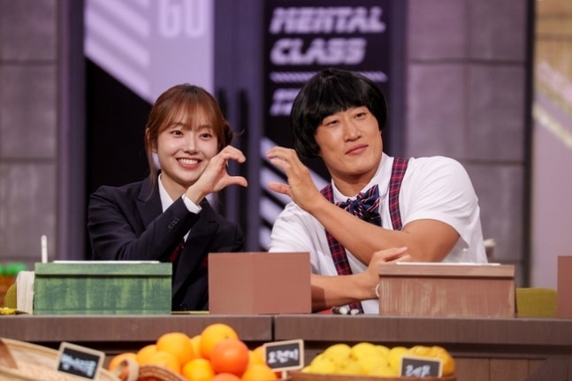 [정보/소식] 강훈, 태연 향한 직진 플러팅 또 통했다…'놀토' 2행시 재가동 | 인스티즈