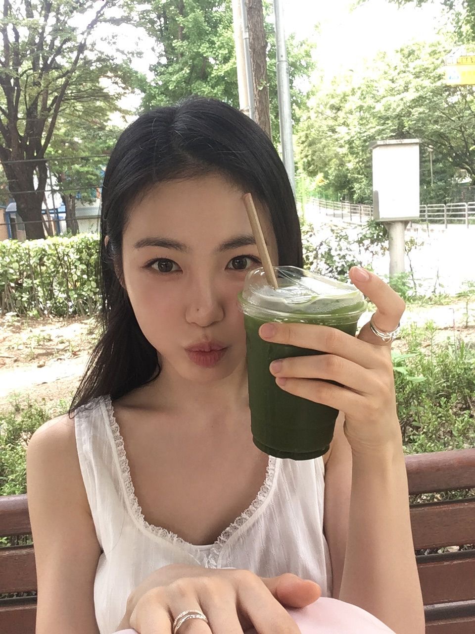 [잡담] 녹차프라페 어디가 젤 맛있어? | 인스티즈
