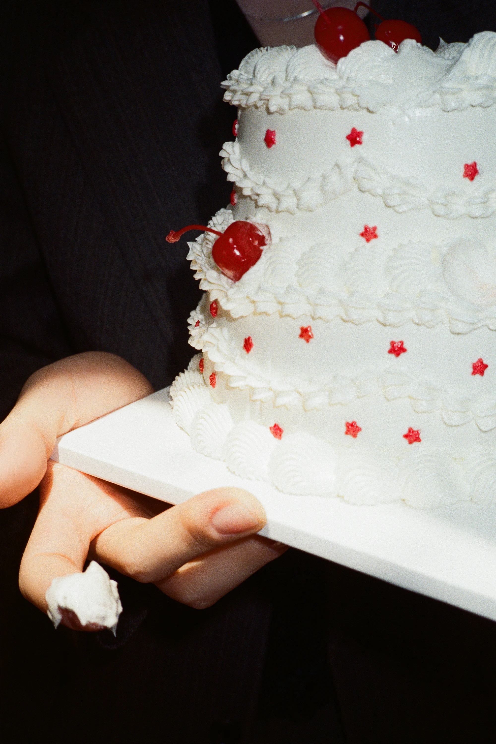[잡담] 소속사에서 풀어준 장하오 생일 기념 사진들 | 인스티즈