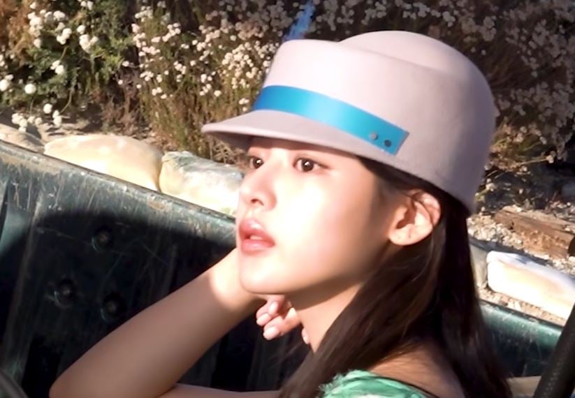 [잡담] 뉴진스 자컨봤는데 민지 옆모습 예술이다 | 인스티즈