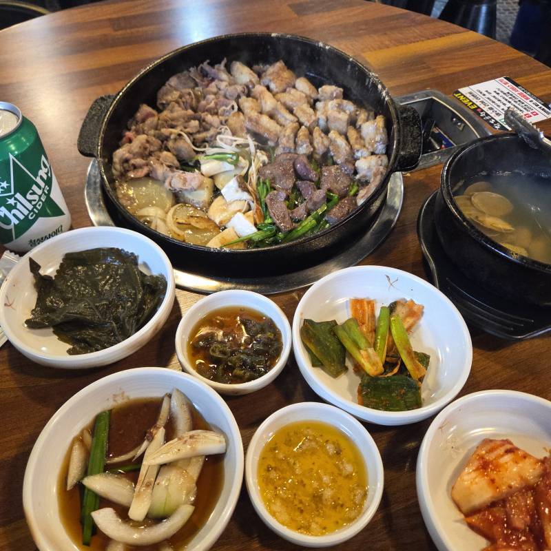 [잡담] 갑자기 곱창 너무 땡겨서 혼곱 하는중 ㅋㅋㅋㅋ | 인스티즈