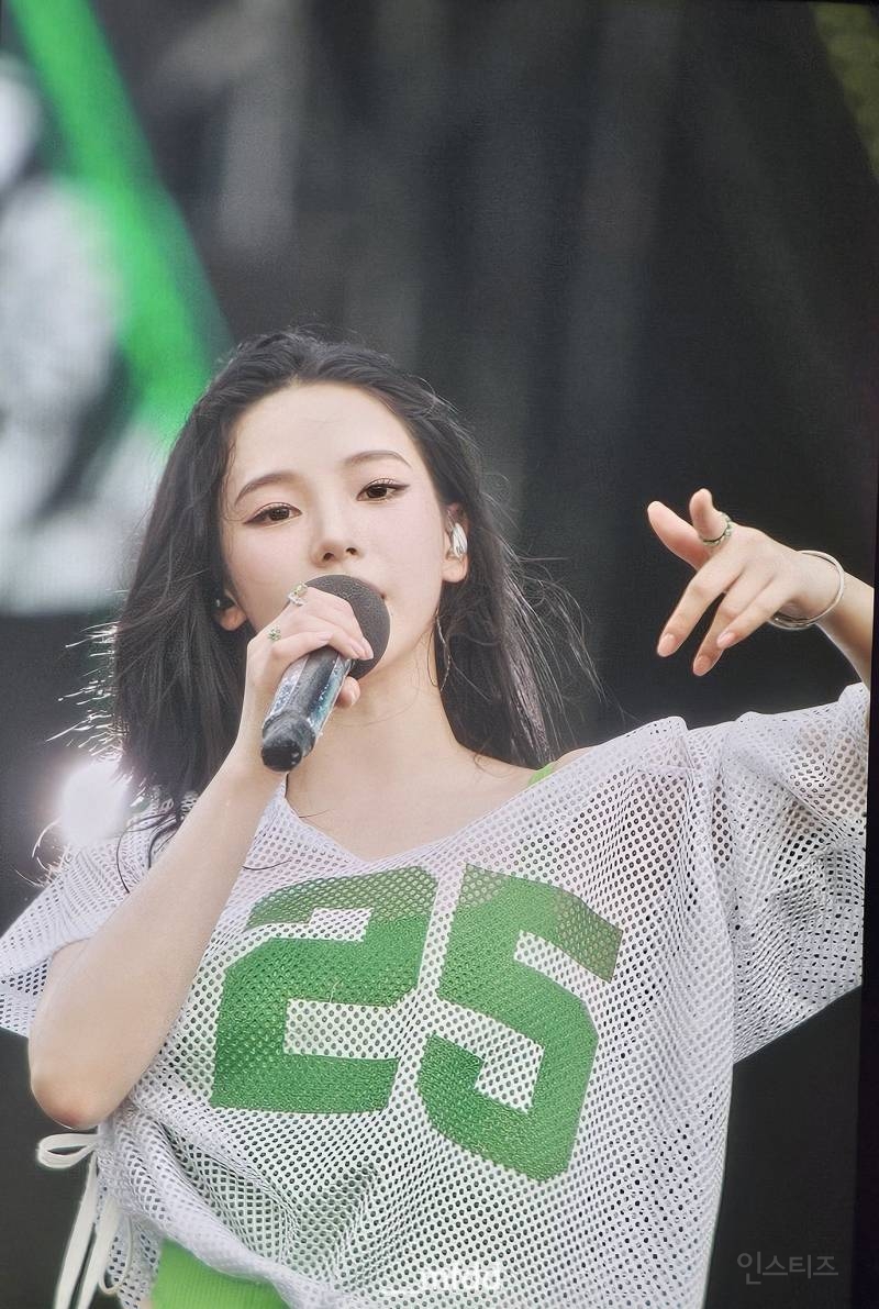 오늘자 워터밤 참석한 에스파 카리나 | 인스티즈