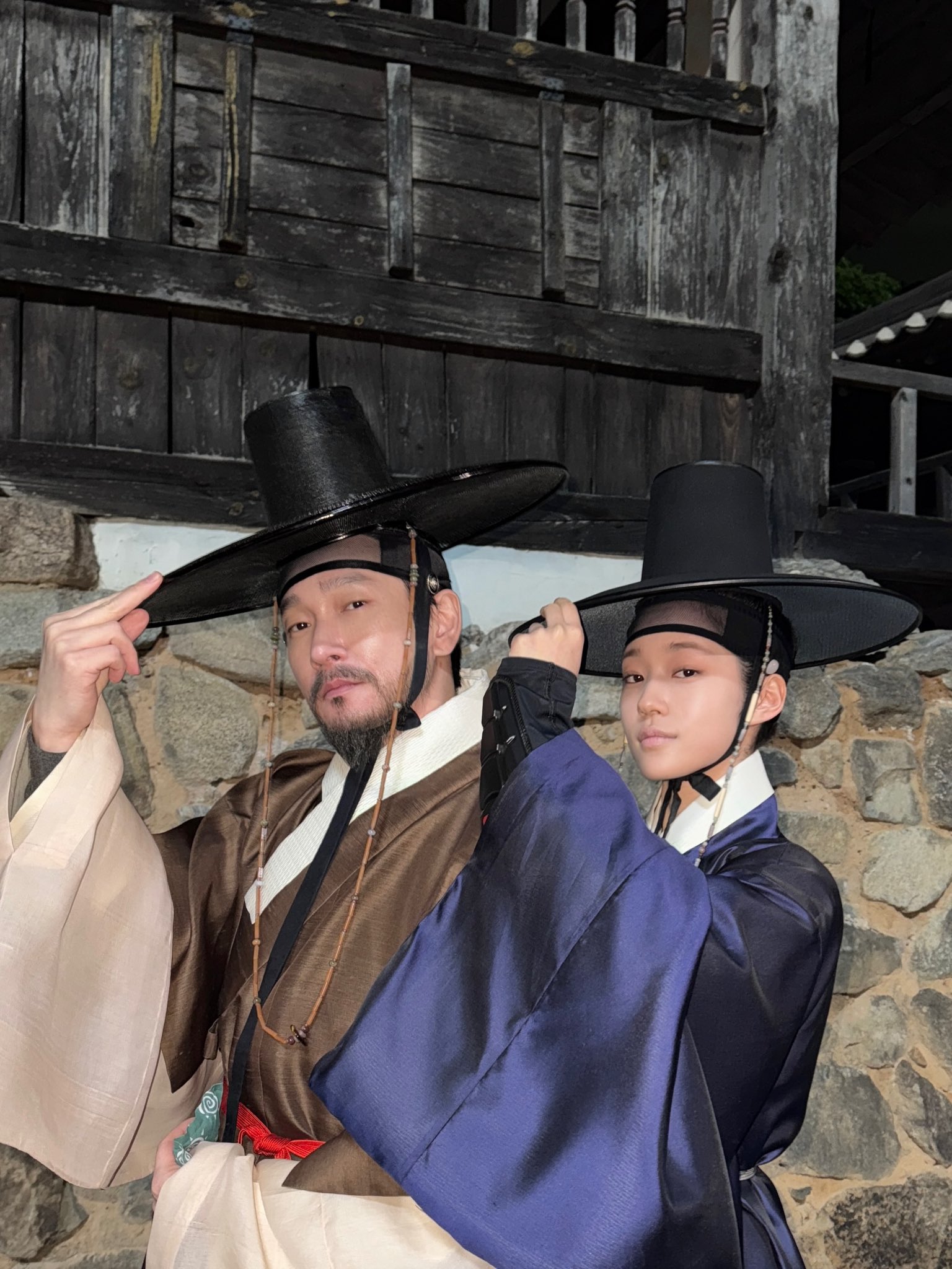 [잡담] 아닠ㅋㅋ 조승우 노윤서 이짤들 찐부녀같다 | 인스티즈