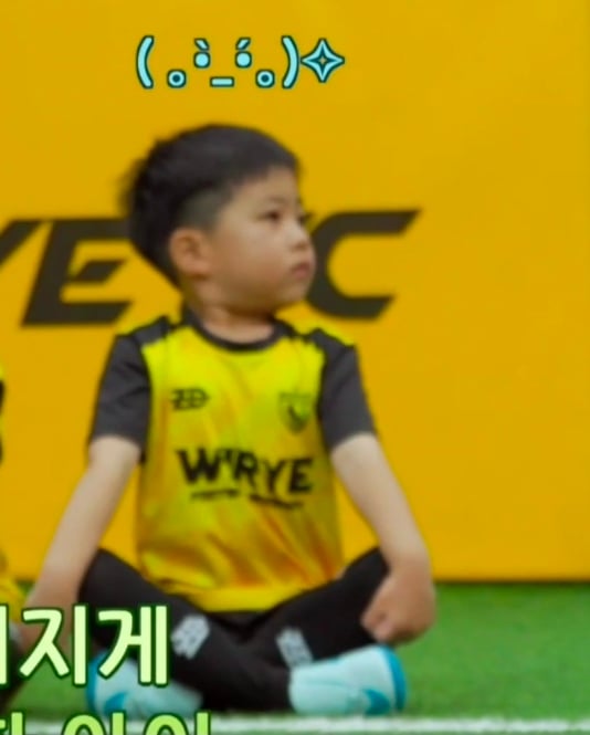 [잡담] 성찬이가 라방에서도 귀엽다고 애기 | 인스티즈