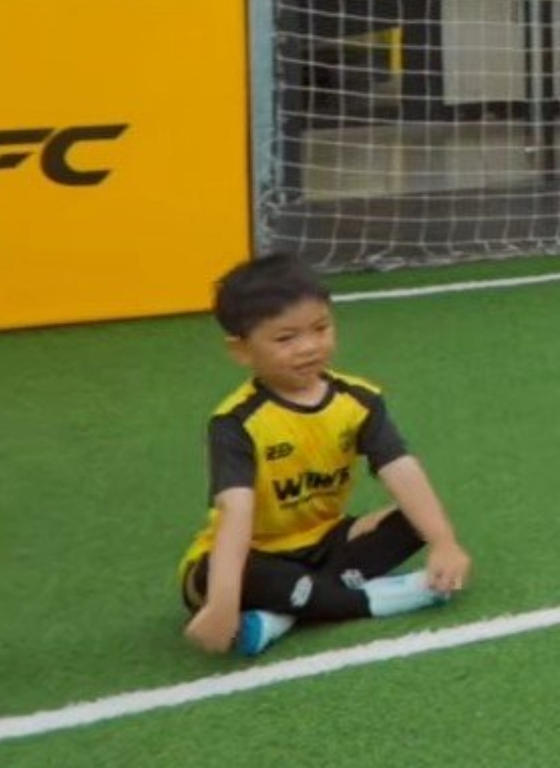[잡담] 성찬이가 라방에서도 귀엽다고 애기 | 인스티즈