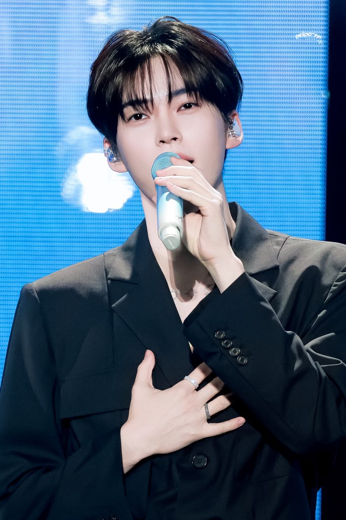 [잡담] 성한빈 오늘 ACON | 인스티즈