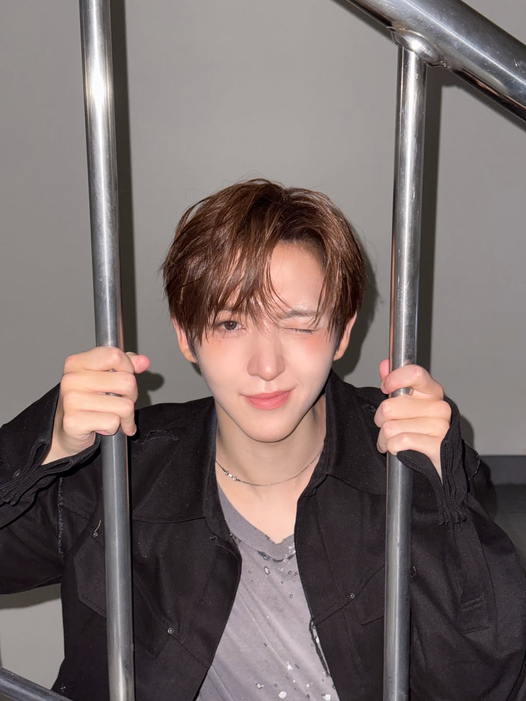 [잡담] 킥플립 막내 동현이 반깐스타일 좋다... 섹시 | 인스티즈