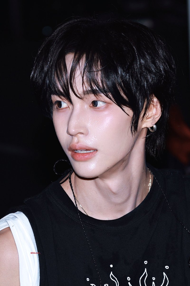 [잡담] 정말 내 취향 남돌들이 자꾸 데뷔함 | 인스티즈