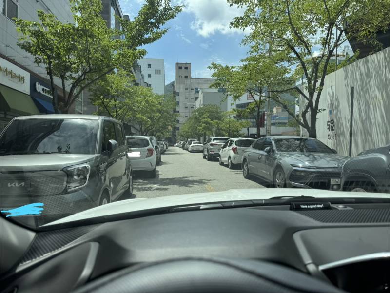 [잡담] 운전한지 6개월됐는데 이런 길 무서우면 운전 접는게 맞나? | 인스티즈