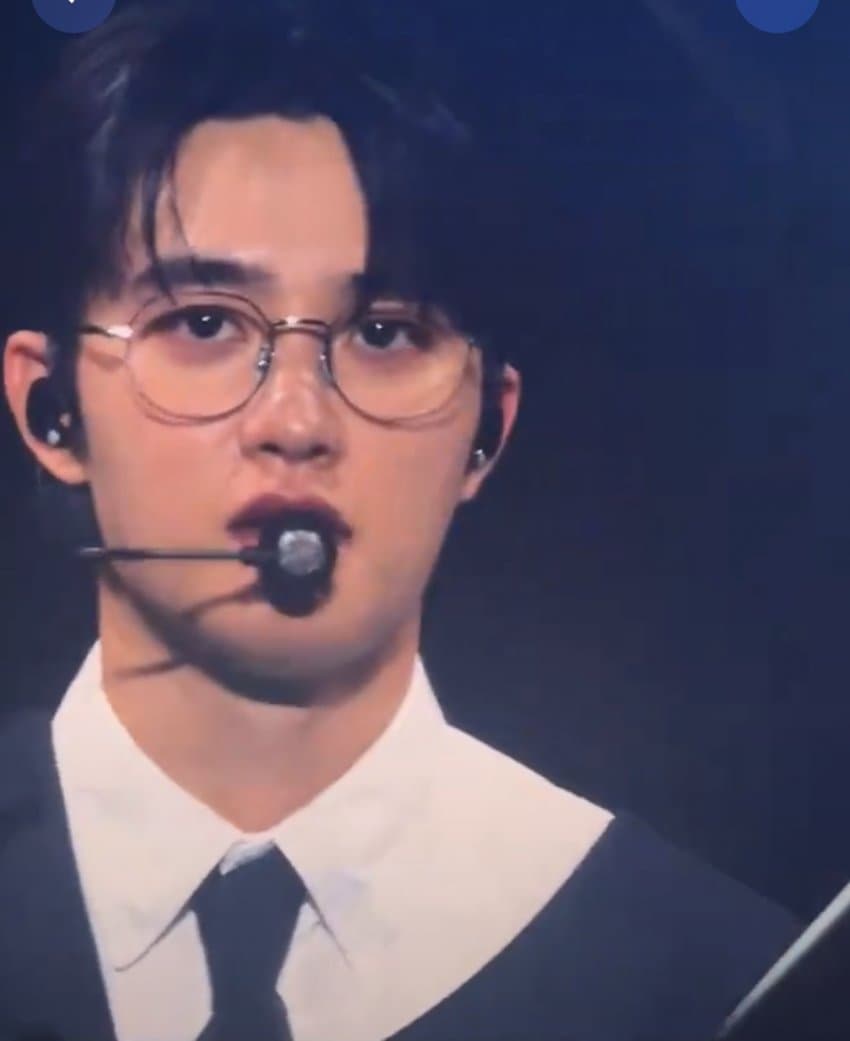 [잡담] 도경수 안경 실트였네 | 인스티즈
