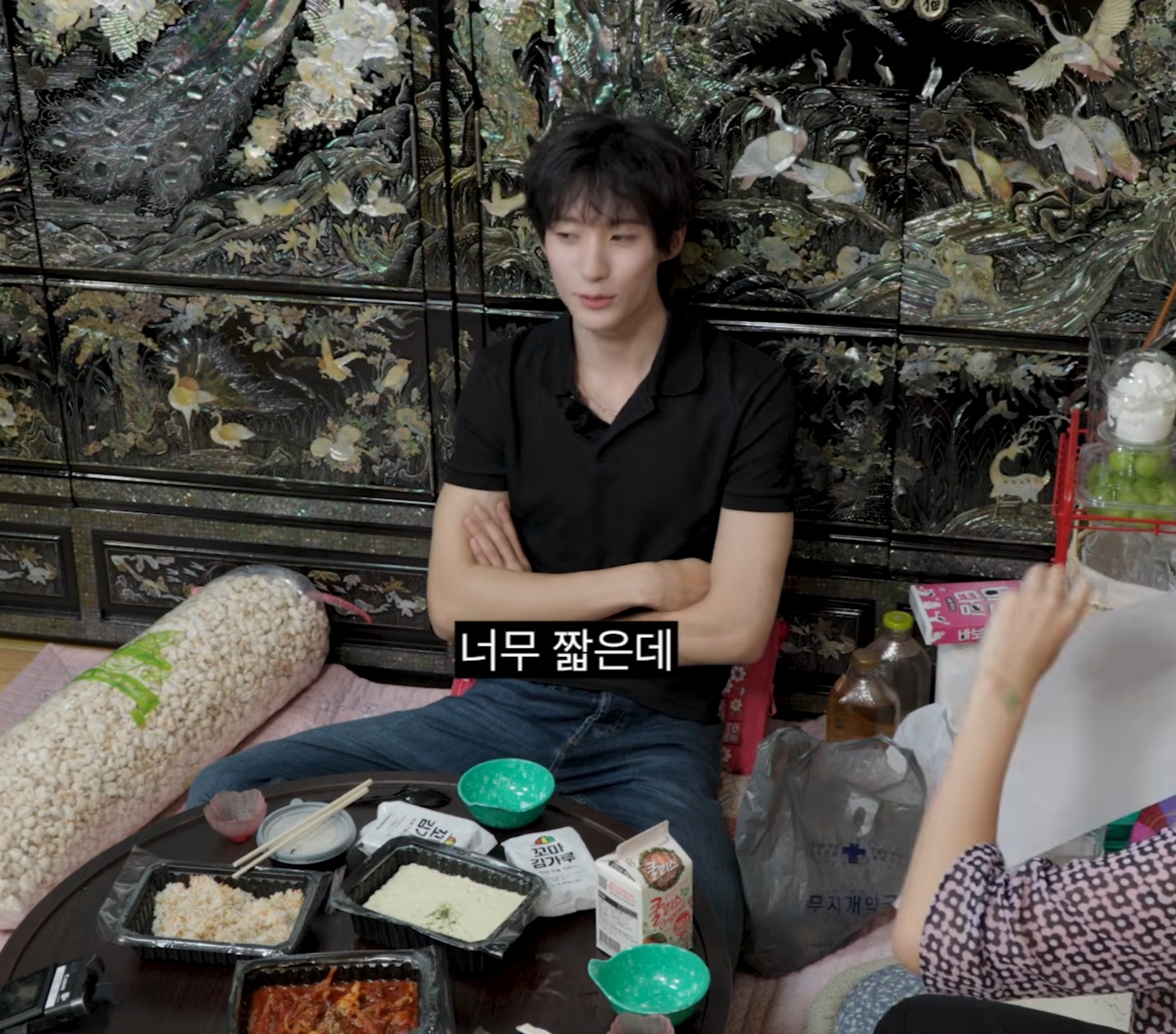 [잡담] 앤톤 3시간 촬영 어케함? | 인스티즈