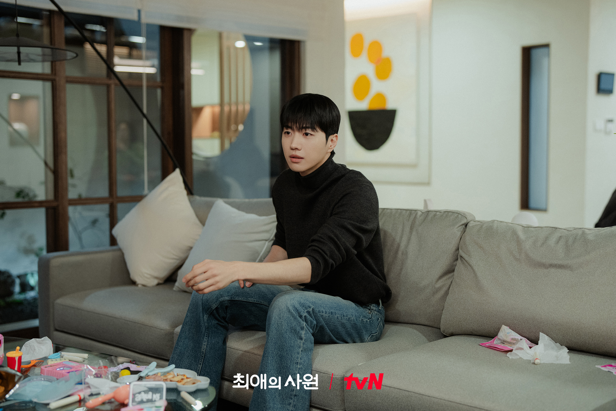 [잡담] 최애의사원) 강하기 대표님 일상에는…💭프로페셔널 카리스마 깐머도 있고👨‍💻공허한 눈빛의 캐주얼한 덮머도 있다🏠 | 인스티즈