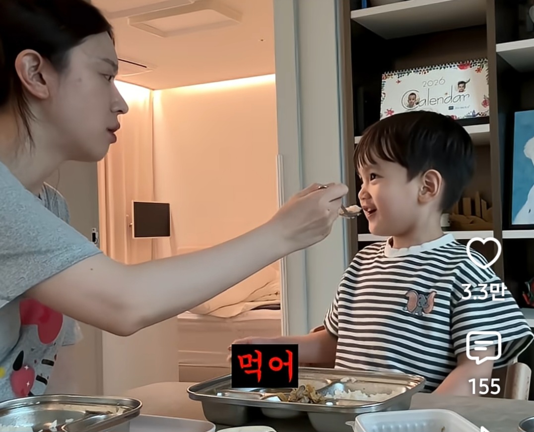 [잡담] 와....유준이 왤캐 컸어? 완전 어린이됐네 | 인스티즈