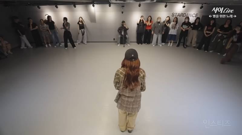 댄스학원 잠입해서 학생인척하는 최유정 ..jpg | 인스티즈