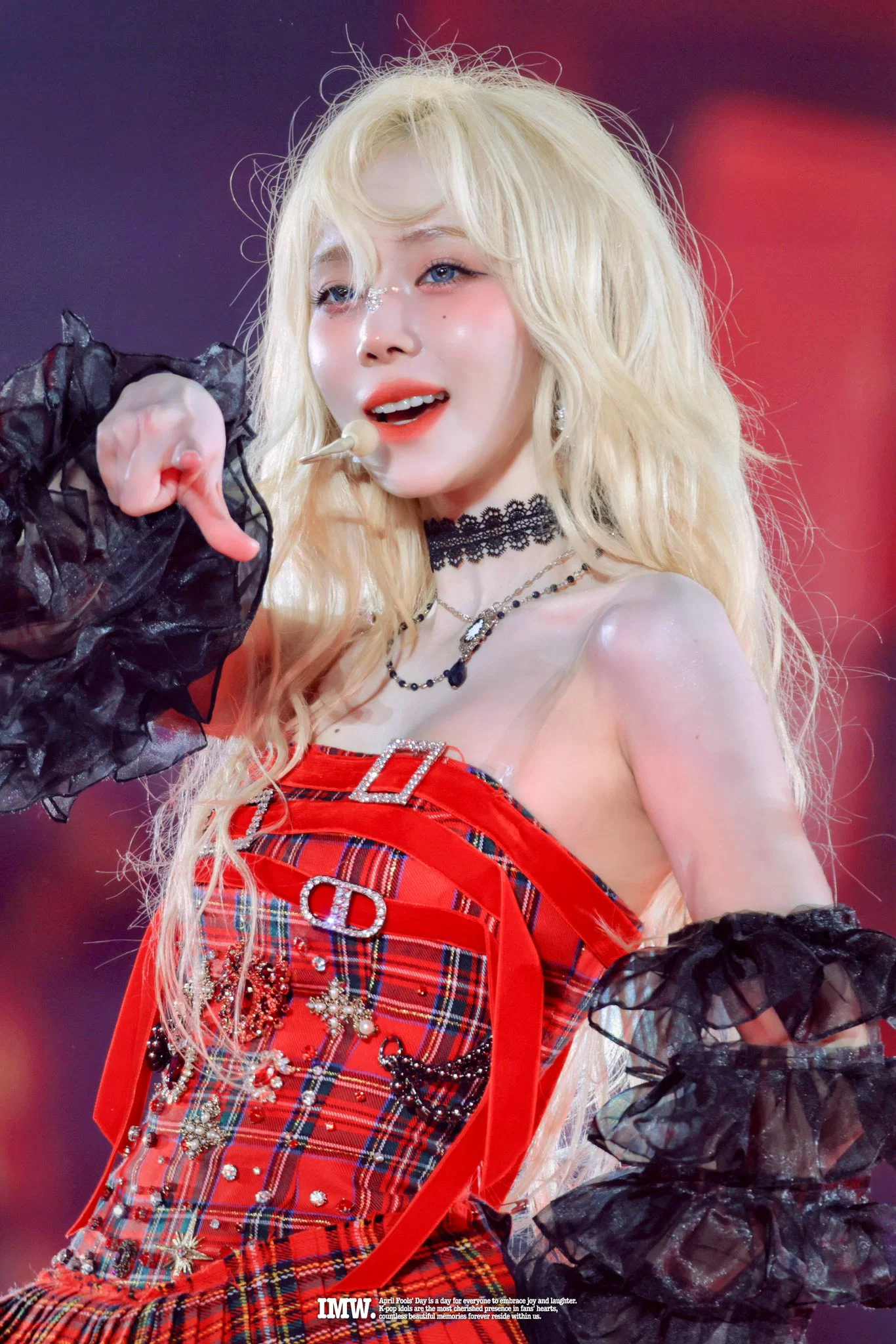 다시봐도 레전드였던 24년 일본 슴콘 드라마 무대 바람 맞는 에스파 윈터.jpgif | 인스티즈